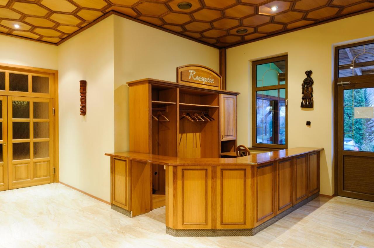Hotel David Velke Bosany Экстерьер фото