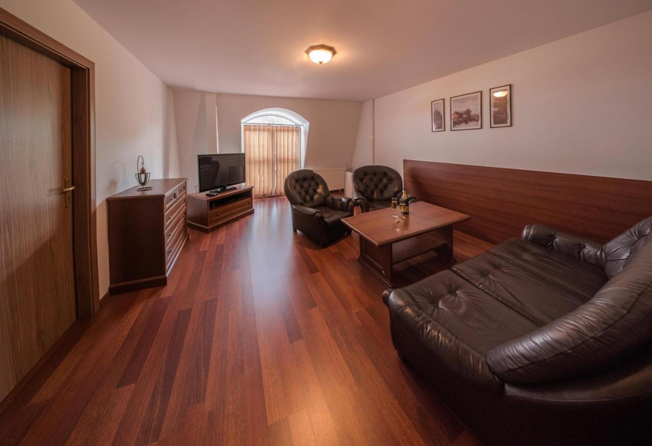 Hotel David Velke Bosany Экстерьер фото